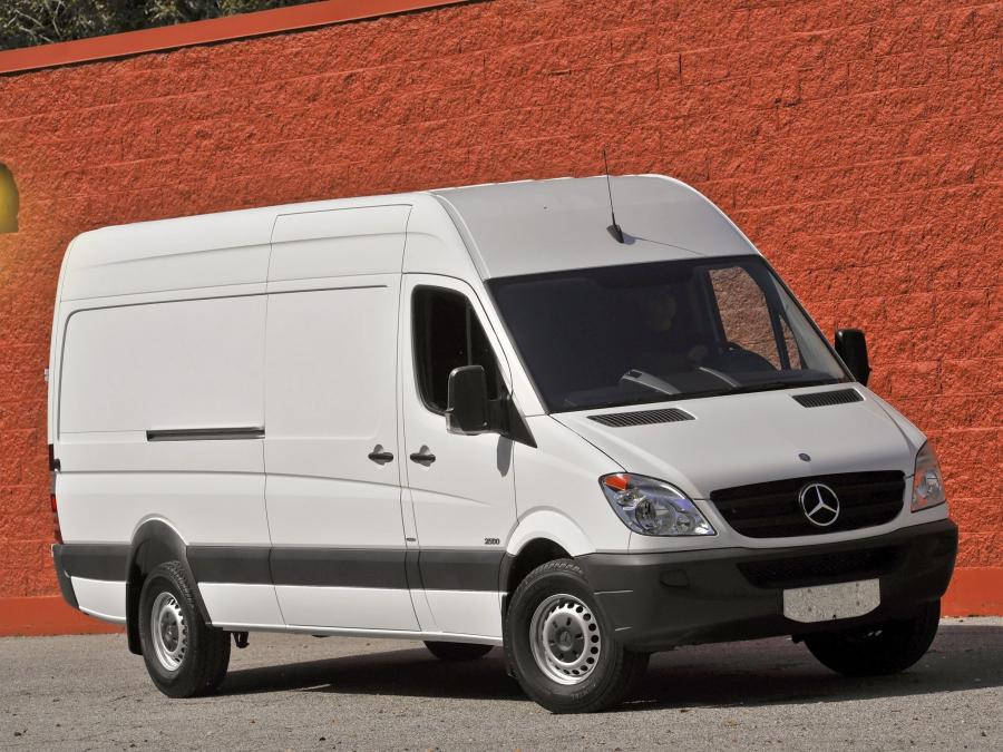  Mercedes-Benz Sprinter 2500 Cargo High Roof 2006 года  (фото 2 из 4)